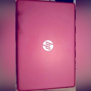 8gb ram 512gb hard drive i do have box, charger comes with $200 worth of stuff